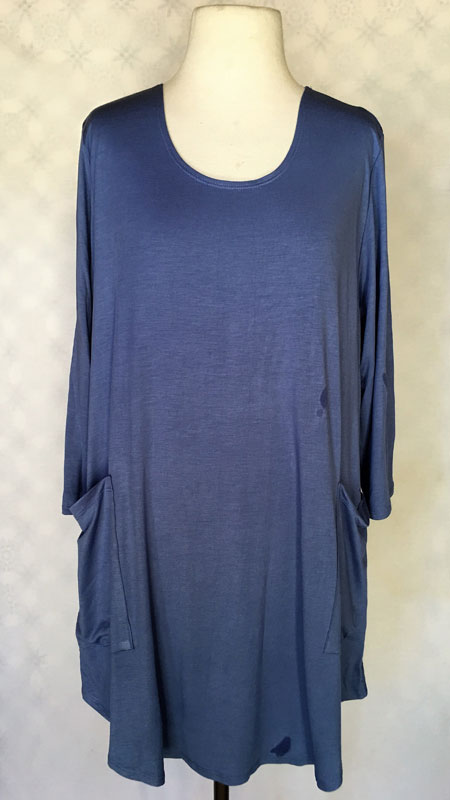 3/4 Sleeve Front Pocket Tunic Top - Solid Blue
